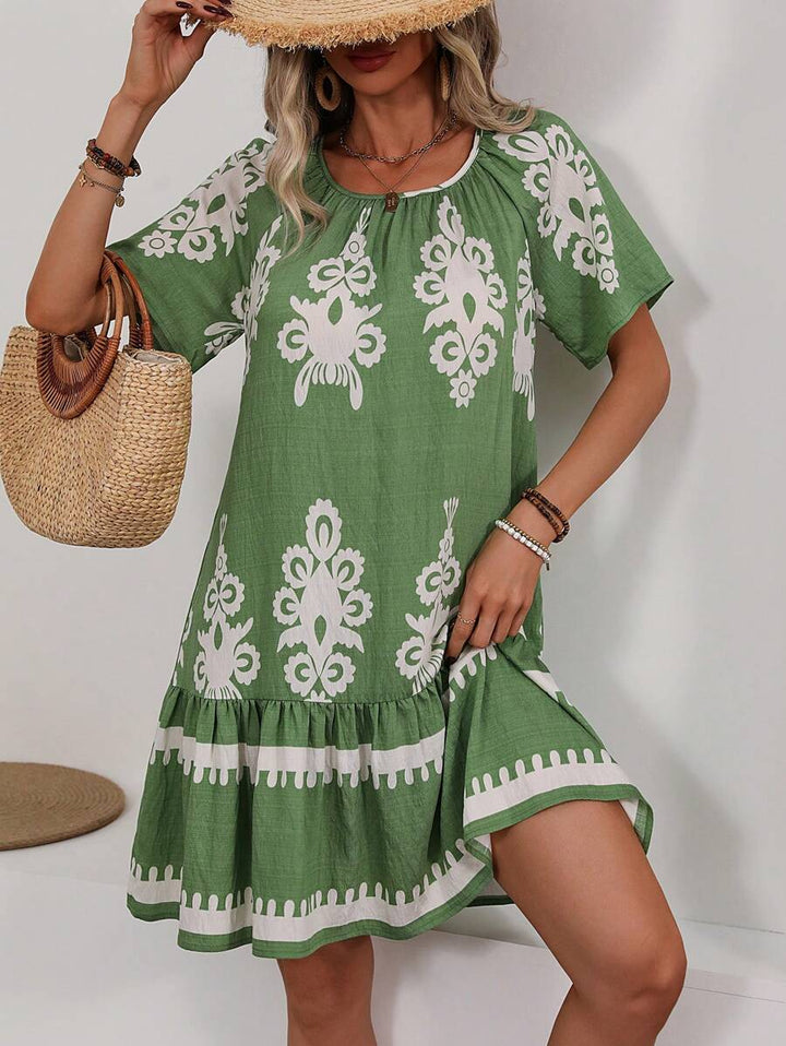 Kelly |  Round Neck Short Sleeve Knee Length Dress