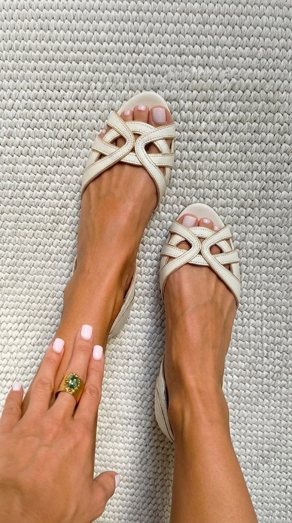 Cream Flat Sandals Camilla