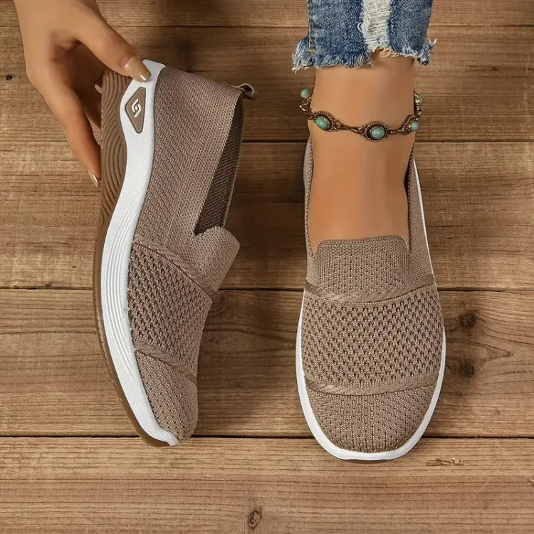 Azalea | Comort Slip-On Sneakers