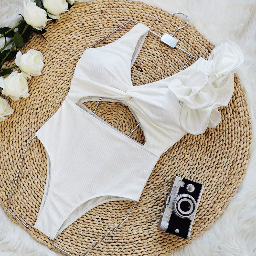 One-shoulder ruffled swimsuit