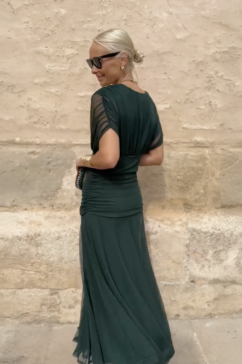 Amelia | Elegant V-neck Maxi Dress