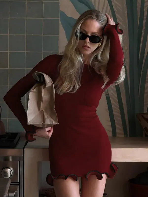 VERNAT - Knit Bodycon Dress with Wave