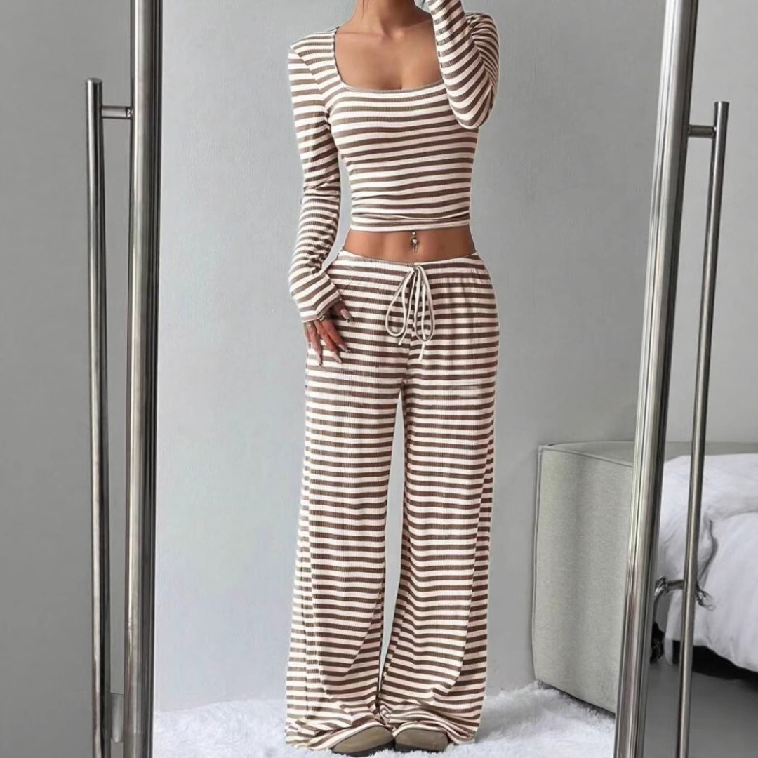 LORNAT - Fit Crop Top and Pant