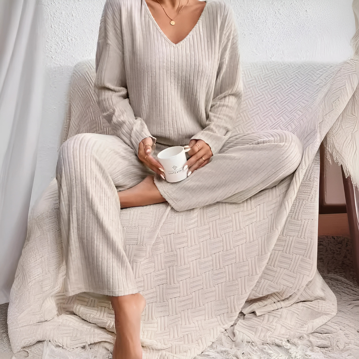 MADELT - Comfy Drop Shoulder Long Sleeve