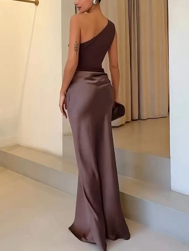 Laura | Elegant One-Shoulder Pleated Evening Maxi Dress