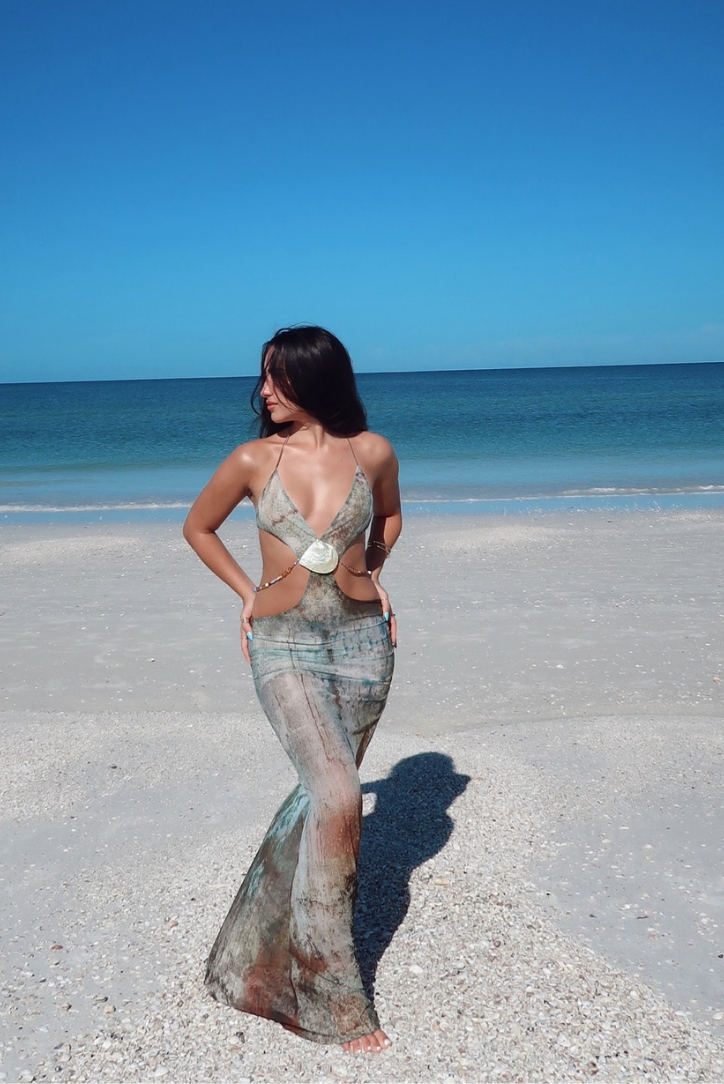 Tanthe | Trendy Cut-Out Dress