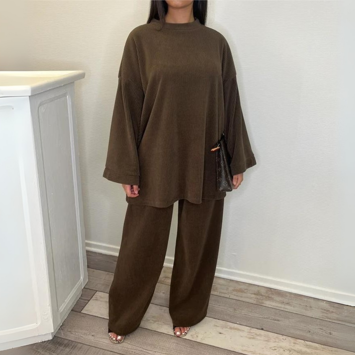 UNIT - Loose Top and Wide Leg