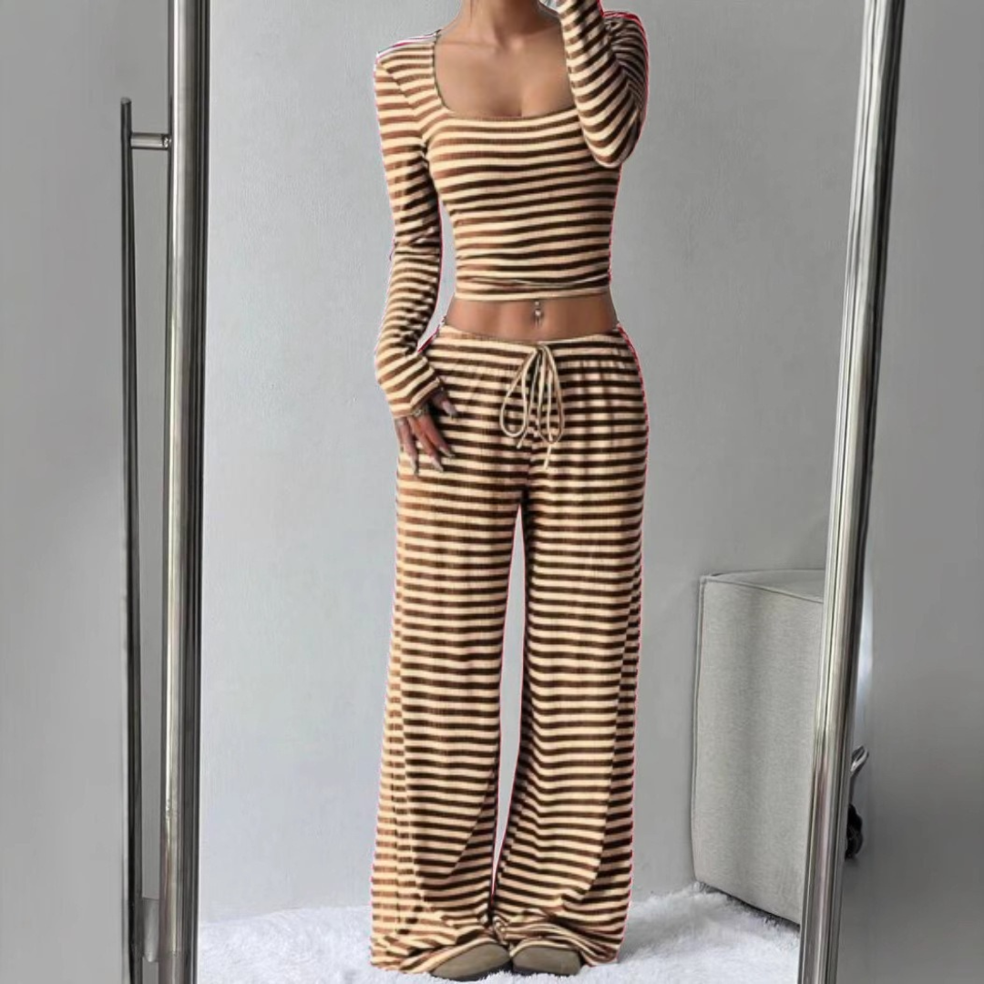 JANAT - Fit Crop Top and Pants