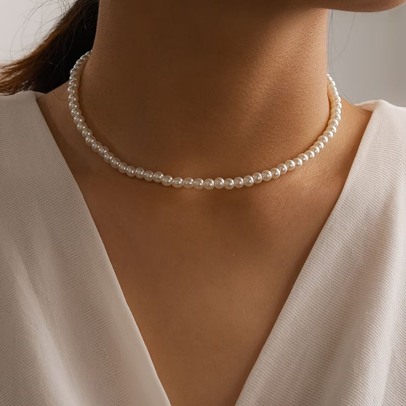Pearl Necklace with Elegant Appearance