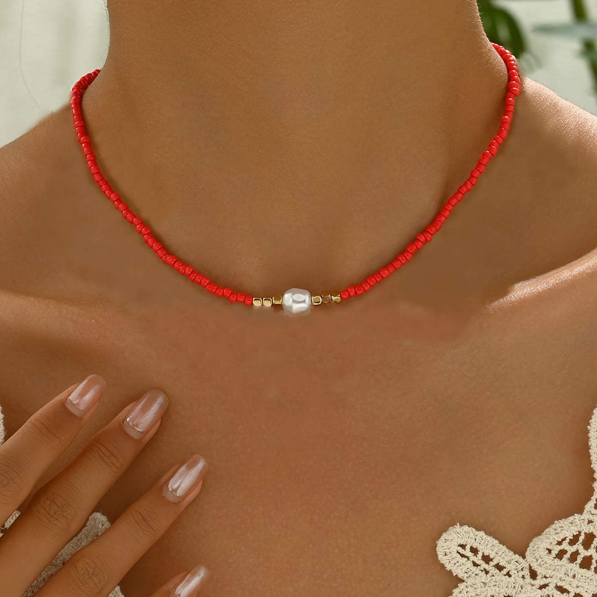 Minimalist Pearl Necklace