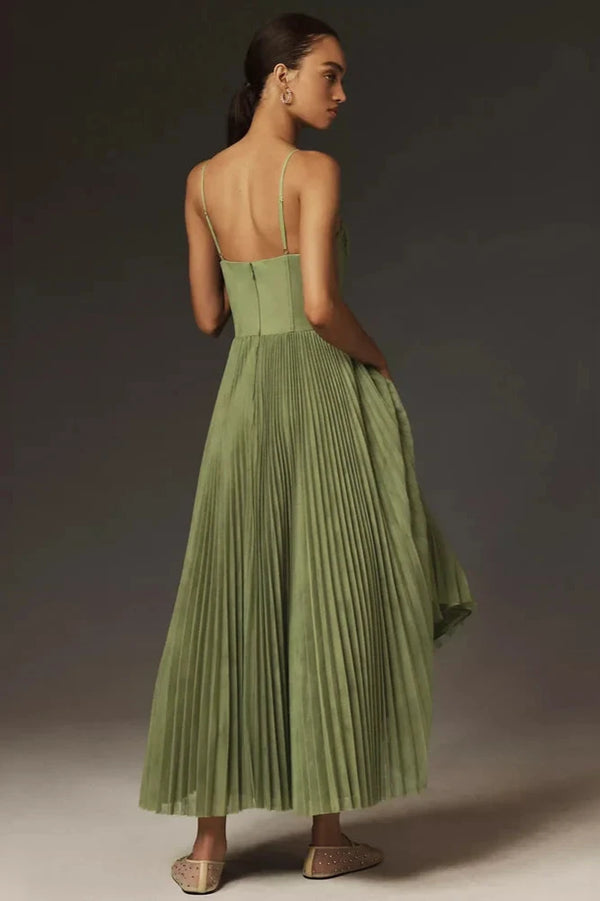 VARELLEO | Sculpted Silhouette Dress