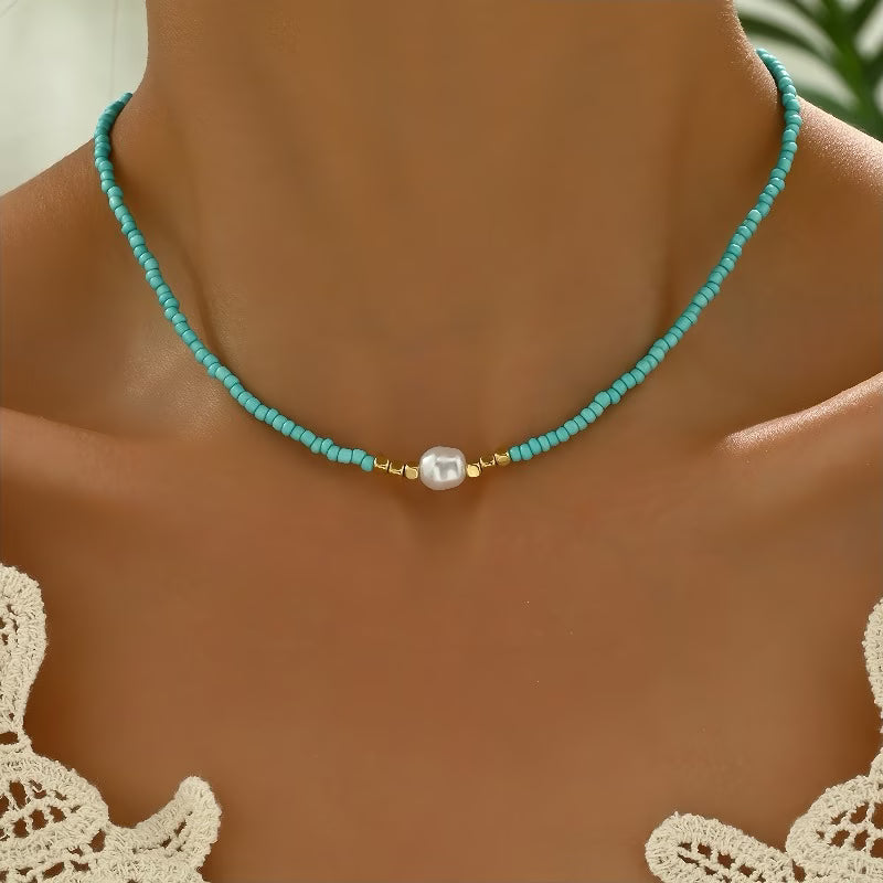 Minimalist Pearl Necklace