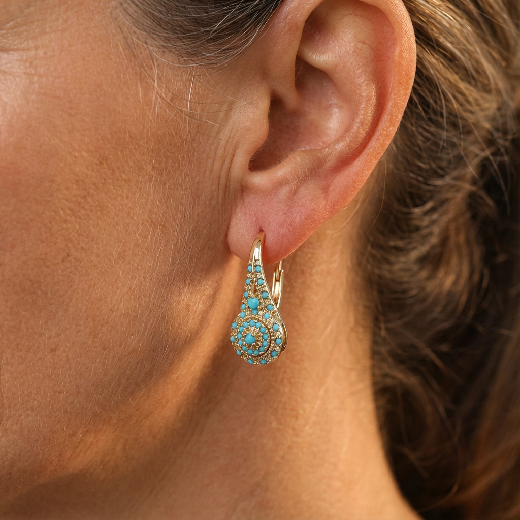 Elegant earrings with pearls