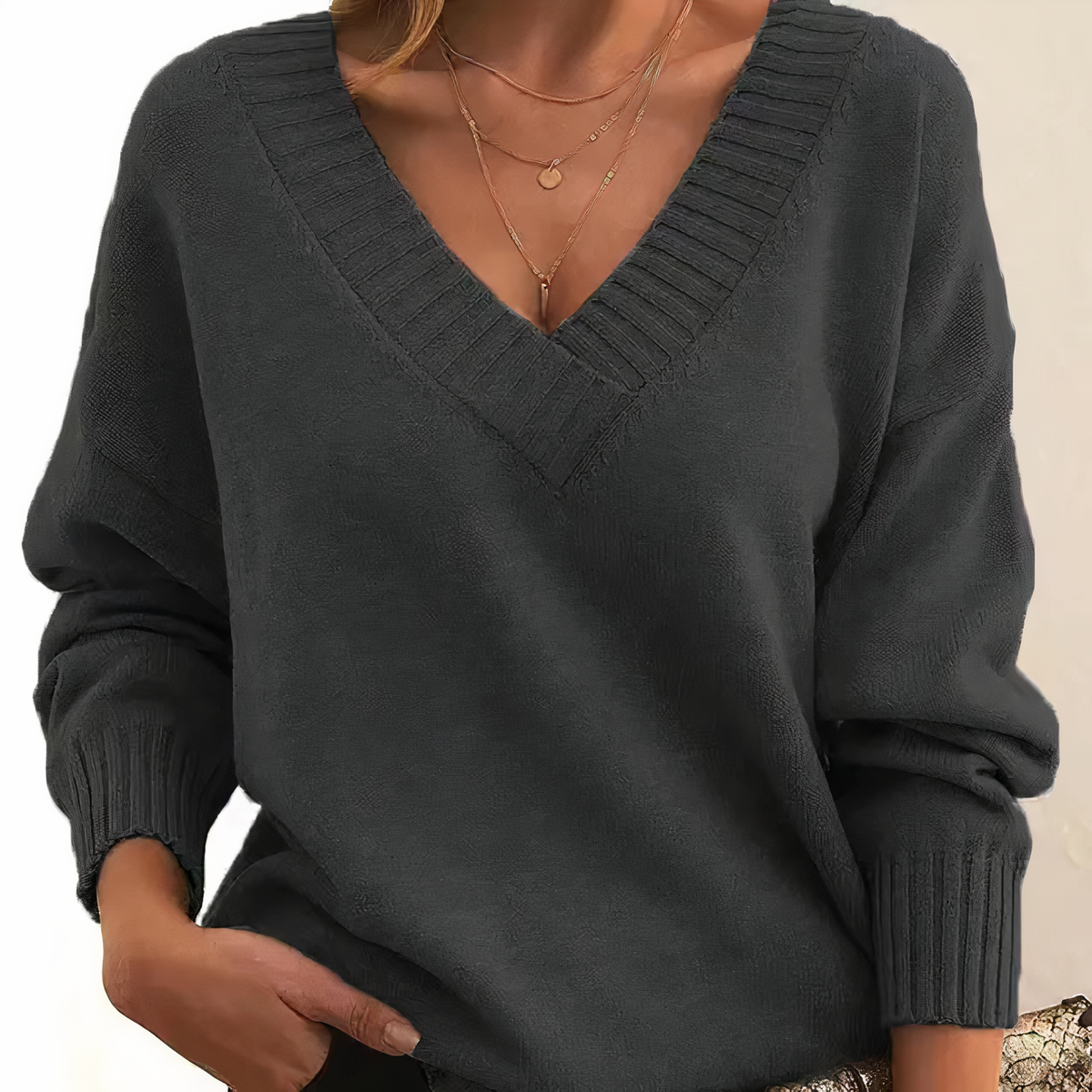 Mira Chic Sweater