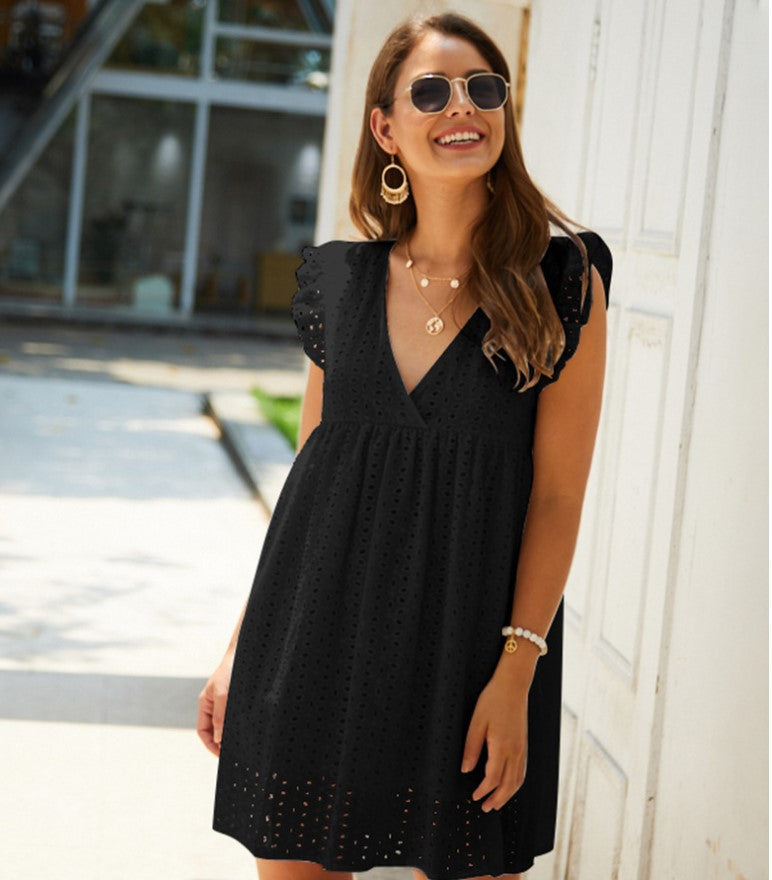 Luciennea | Broderie V-Neck Midi Dress