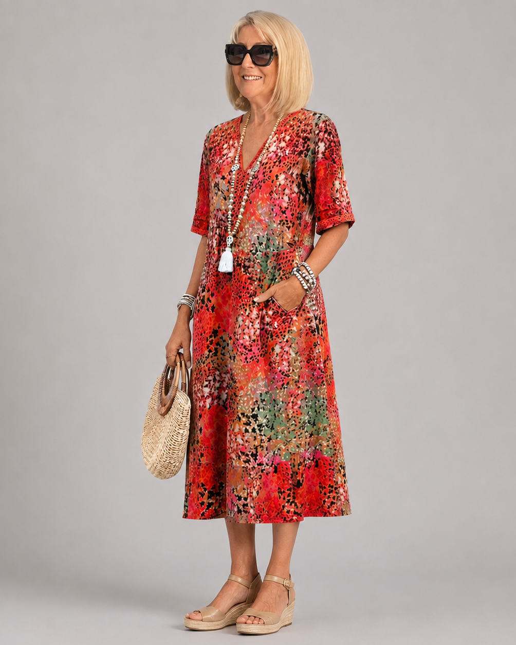 Noosa | Flowy V-Neck Printed Midi Dress