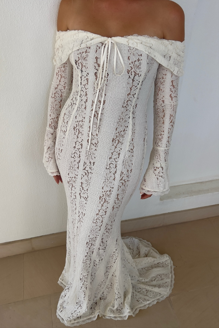 Indira | Off-Shoulder Lace Gown