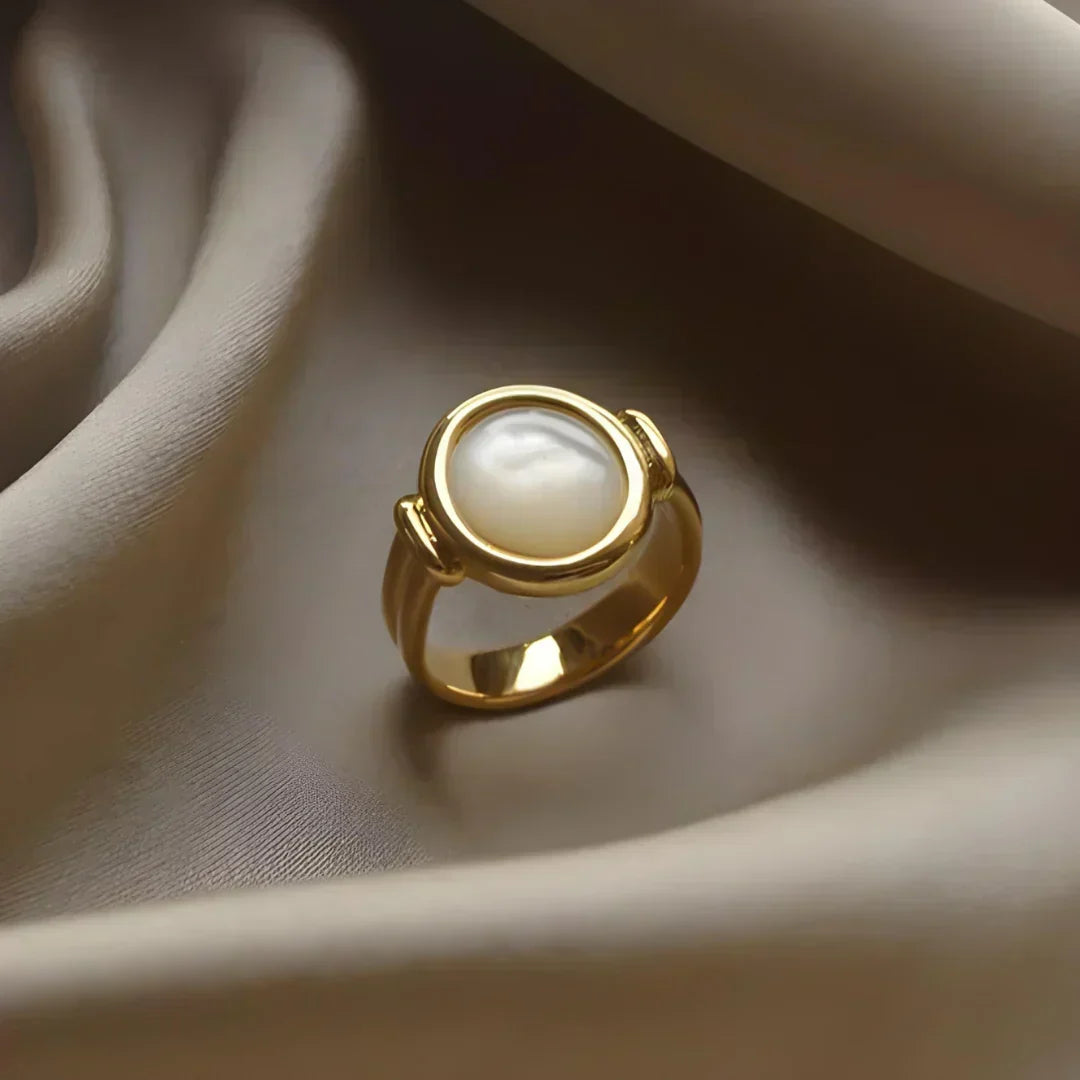 Statement ring fully set with pearls