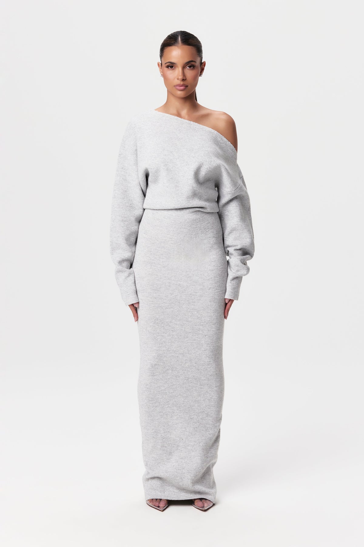 Elorien | The Off-Shoulder Sweater Dress