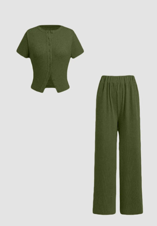 MIRANDAT - Button Front Top and Wide