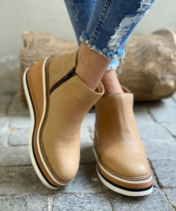 Deborah – Elegant Ankle Boots