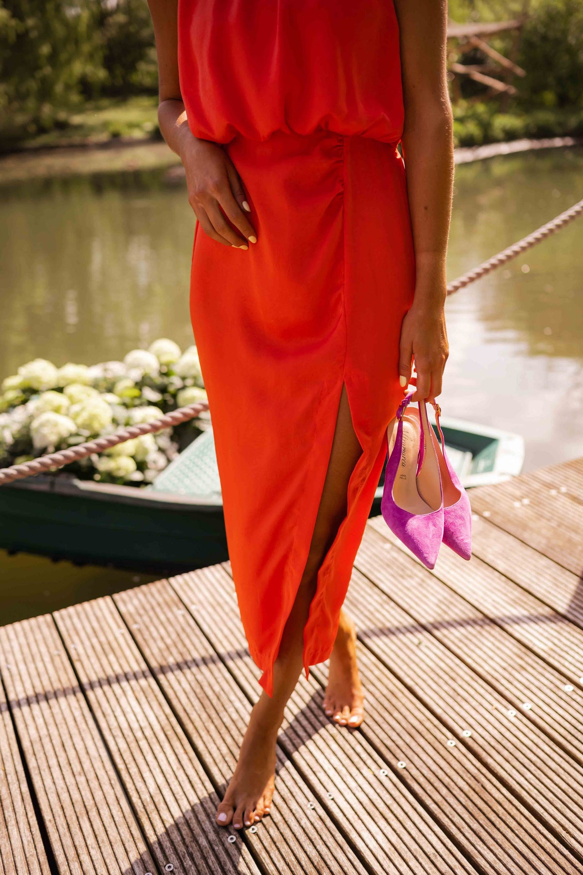 Leontien - Flowing Midi Dress