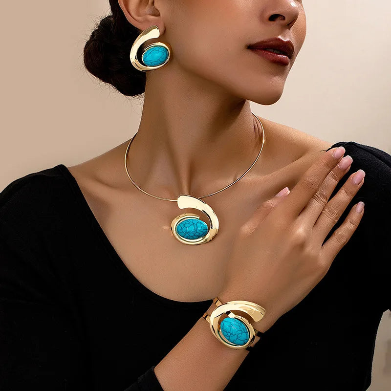Elegant and Timeless Jewelry Set