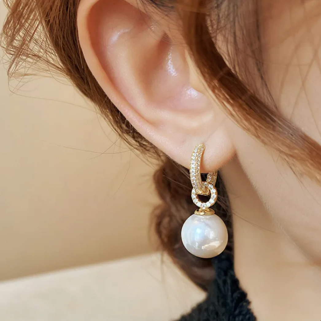 Sparkling Pearl Earrings