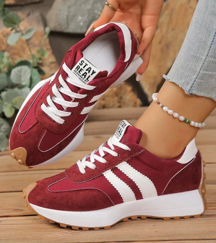 Simone Everyday Comfort Sneakers