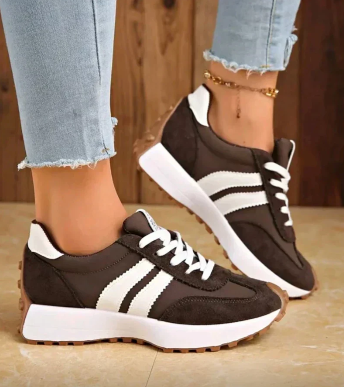 Simone Everyday Comfort Sneakers