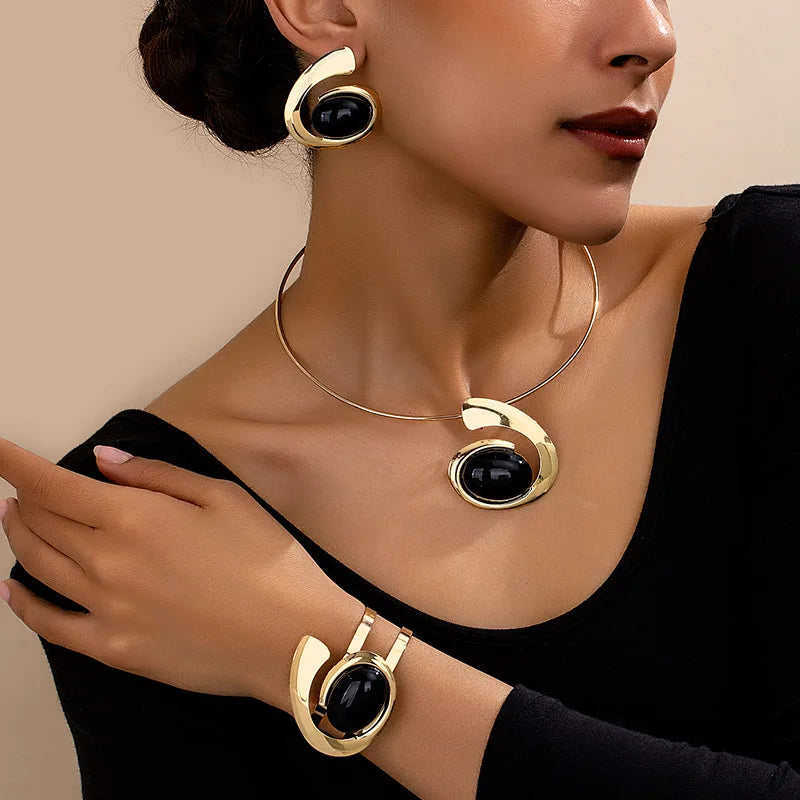 Elegant and Timeless Jewelry Set