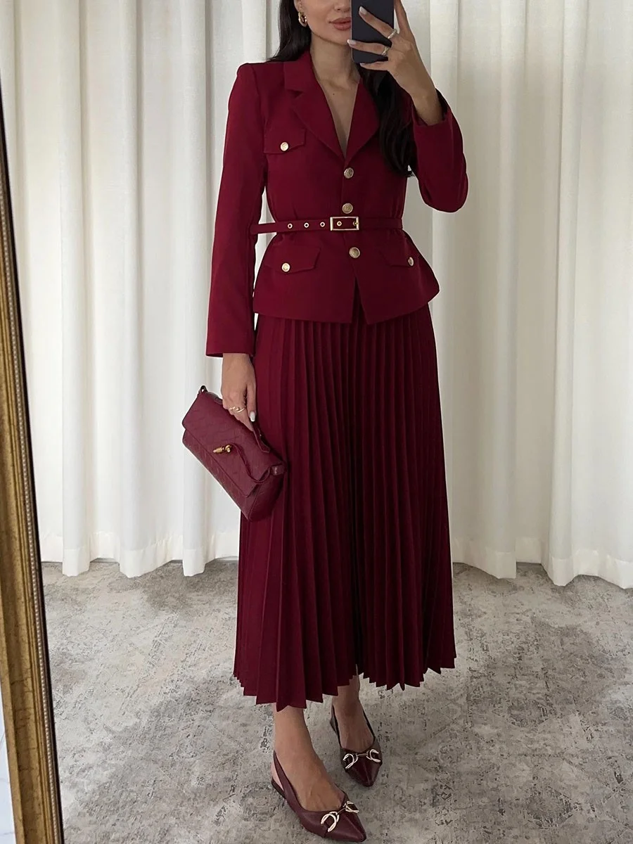 EMILIET - Chic Belted Blazer & Pleated