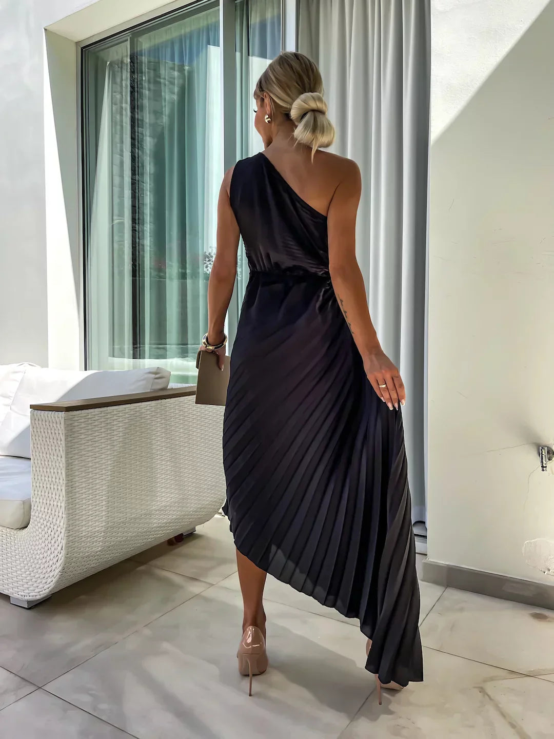 Ophelia | Chic Pleated Dress