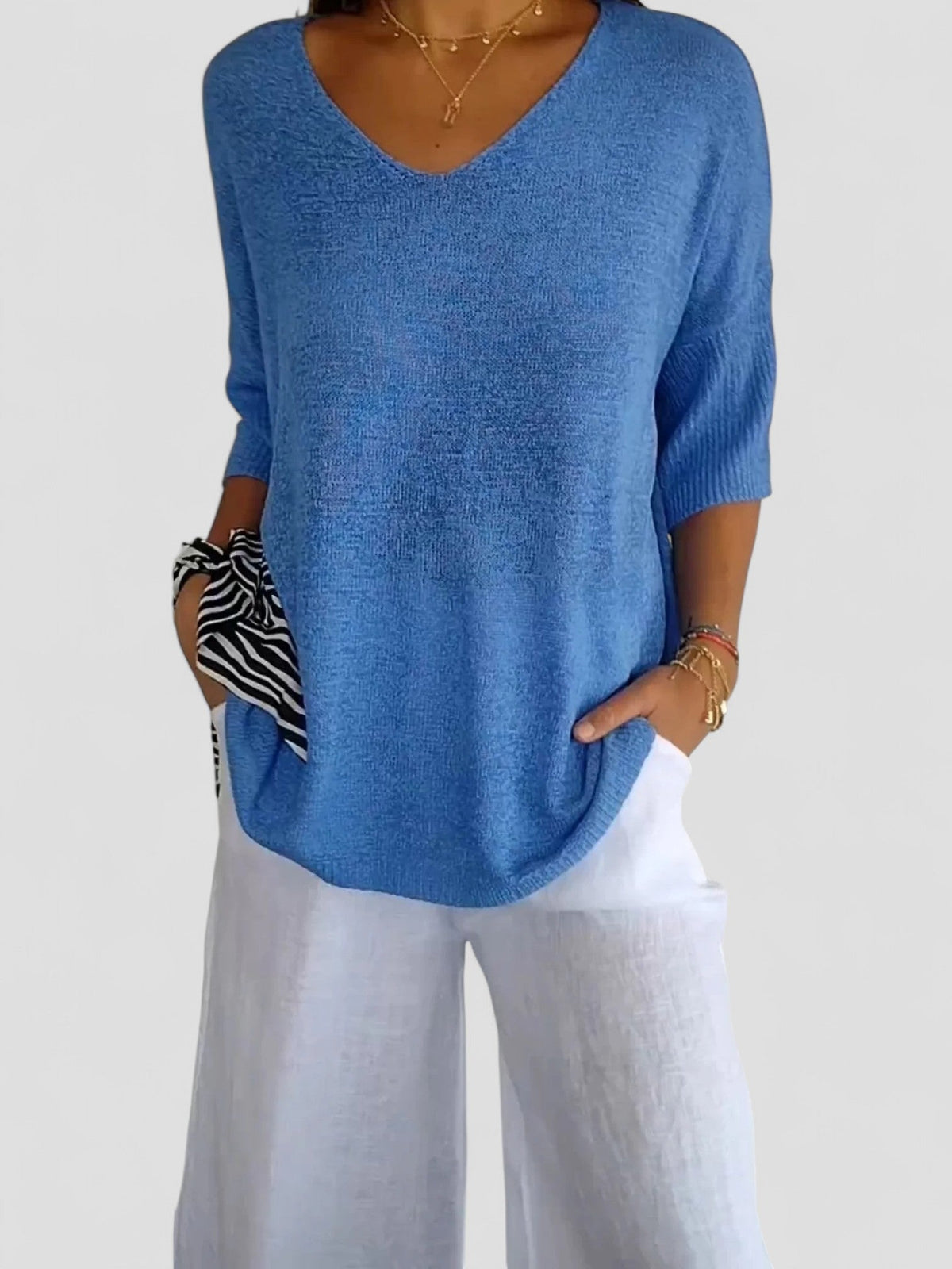 Aurea - VNeck Knit Top