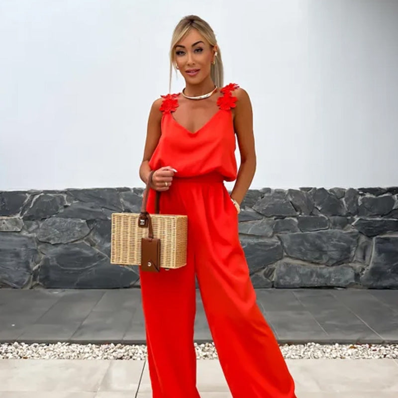 Georgina | Elegant Floral Strap Jumpsuit – Flowy, Flattering &amp; Comfortable